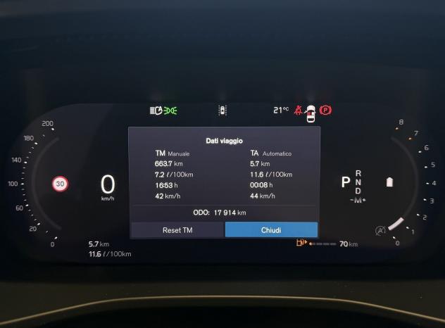 Volvo XC40 B3 automatico Core - Foto 4