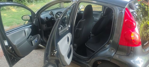 Auto Peugeot 107 - Foto 4