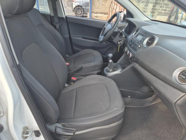 Hyundai i10 1.0 MPI Login - Foto 5