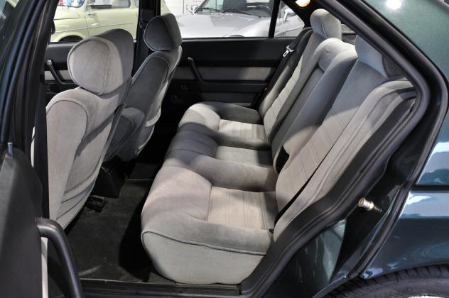 Alfa Romeo 164 2.0i Twin Spark ASI - Foto 9