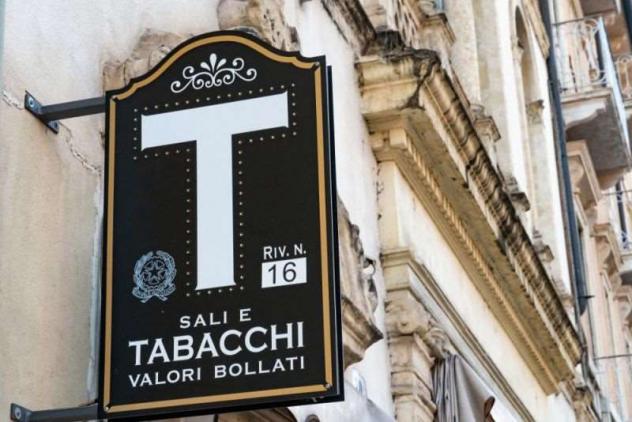 V003793 - VENDESI TABBACCHINO