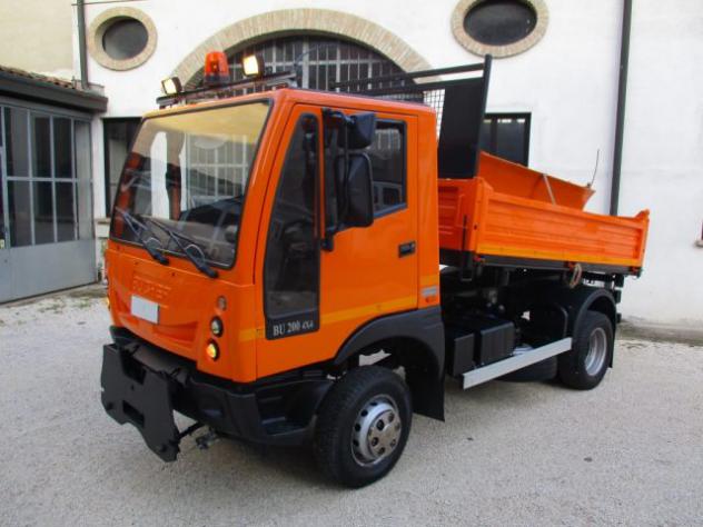 BUCHER BU 200 ribaltabile 4x4 con lama neve rif. 14214522 - Foto 2