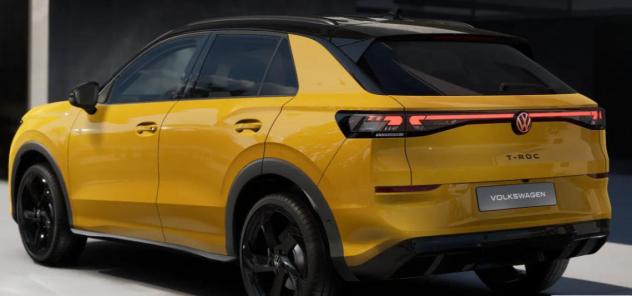 Volkswagen T-Roc T-Roc 1.5 eTSI ACT 150 CV DSG R-Line - Foto 3
