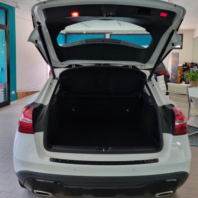 Mercedes-benz GLA 180 d Black Editition, prezzo+ IVA., OK NEOPATENTATI!!!! - Foto 8