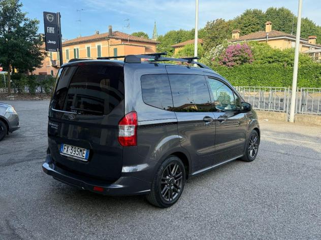 FORD - Tourneo Courier - 1.5 TDCI 100 CV Plus GANCIO TRAINO - Foto 3