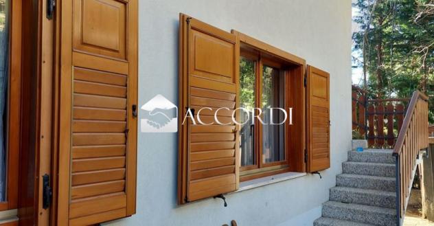 VILLA di 9 vani e di 385 mq (ALA) rif. DT133 - Foto 13