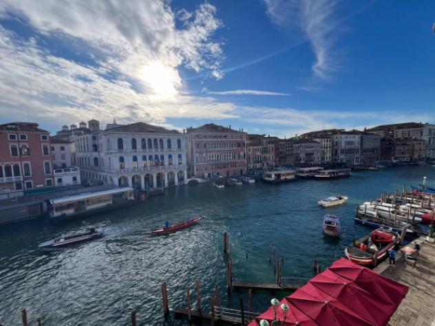 Attico / Mansarda di 200 m² con più di 5 locali in vendita a Venezia - Foto 13