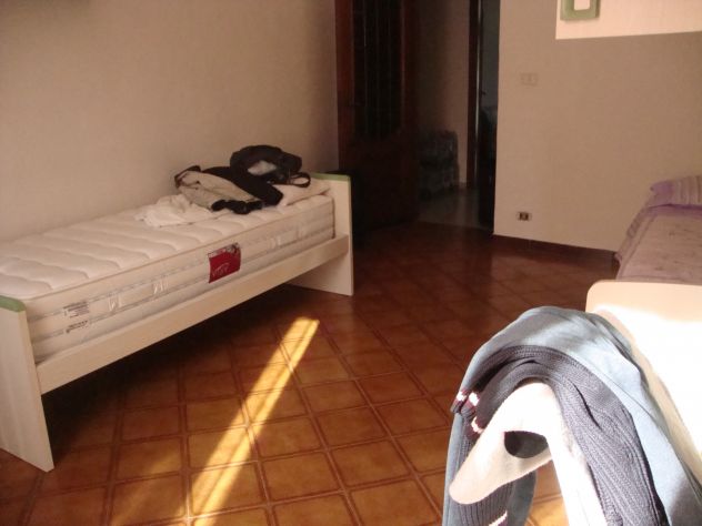 per studentesse affitto posto letto in stanza condivisa - Foto 3
