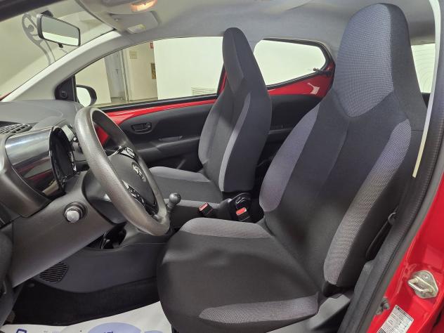 Toyota Aygo Aygo 5p 1.0 x-fun 72cv - Foto 9