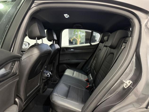 Alfa Romeo Stelvio 2.2 TD 160 CV Ti AT8 RWD - Foto 7