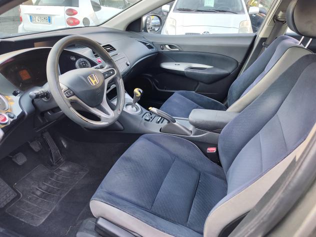 Honda Civic 1.8 i-VTEC 5p. Exclusive impianto GPL - Foto 8