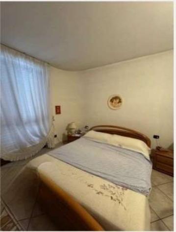 226/2025 U VA - Porzione di villa a schiera in asta a Marnate - Foto 12