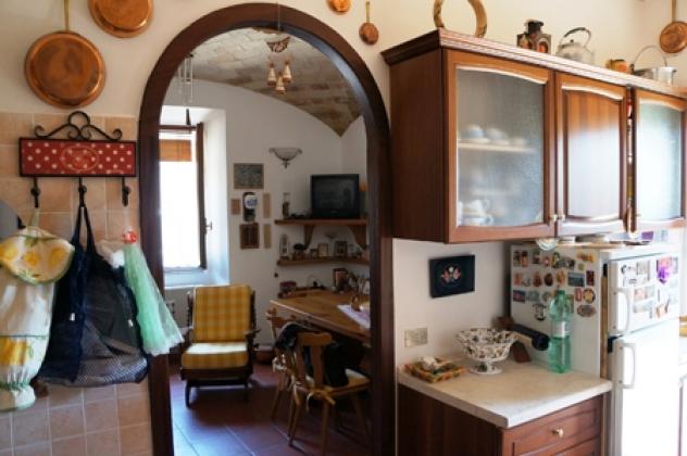 Porano - Vendesi abitazione semindipendente ristrutturata con piccolo cortile privato - Foto 2