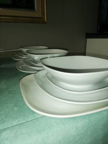 Servizio 24 piatti Vardera per 6 persone - Foto 3