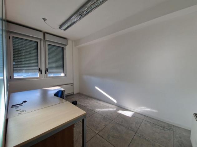 Immobile di 102 m² con 4 locali in affitto a Rho - Foto 6