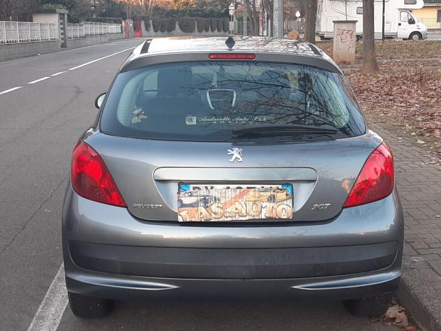 Peugeot 207 1.4 8V 75CV 5p. X Line ECO GPL X NEO PATENTATI A 3.999 EU - Foto 5