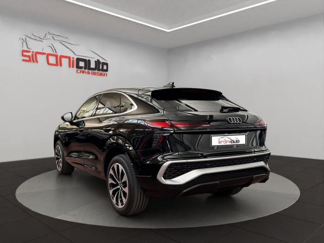 Audi Q3 Sportback 1.5 e-hybrid 272 cv S tronic S Line Edition - Foto 5