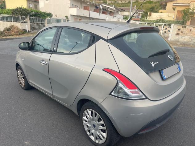 Lancia Ypsilon 1.3 MJT 16V 95 CV 5 porte - Foto 7
