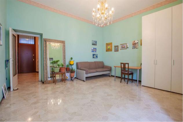 V001579 - MM PORTA VENEZIA