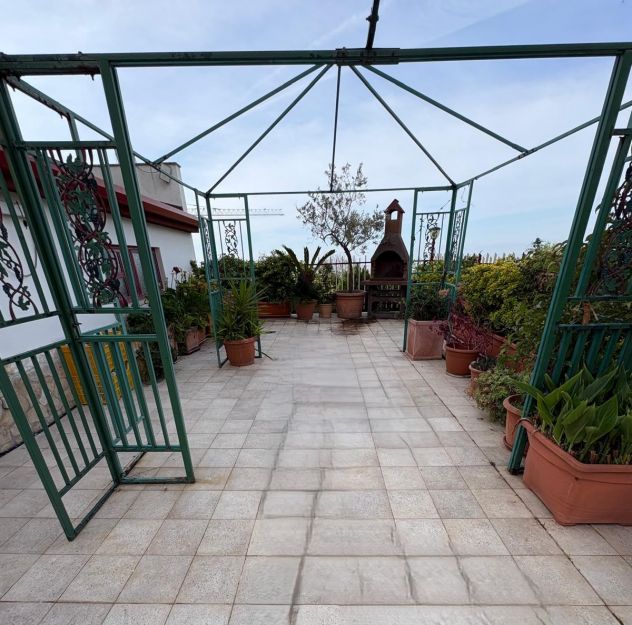 VILLA PANORAMICA SEMI INDIPENDENTE A MONTECORVINO PUGLIANO (SA) - Foto 2
