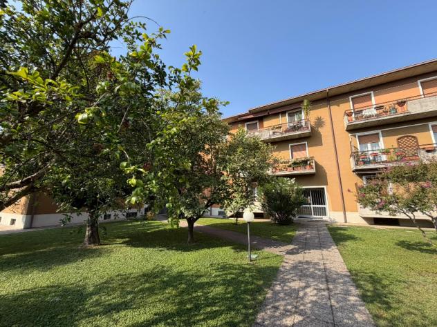 Appartamento - Rezzato . Rif.: 002 Rezzato