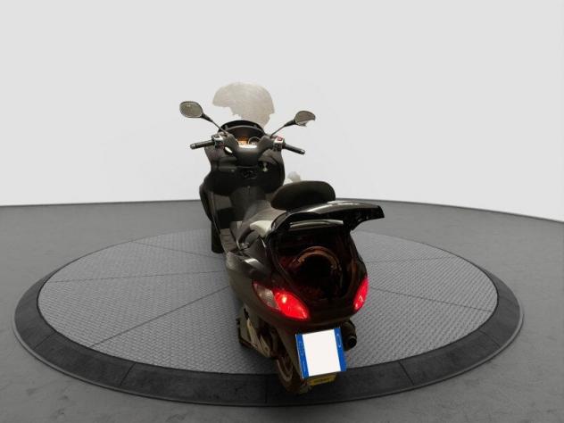 Piaggio MP3 300 . - Foto 4
