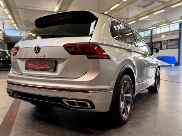 Volkswagen Tiguan 2.0 TDI SCR 110KWR-Line DSG chilometri certificati Casamadre, possibilità di estensione garanzia Casamadre. - Foto 8