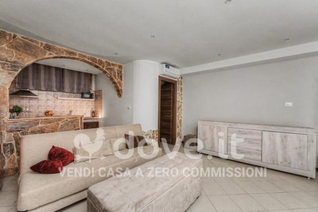 Appartamento di 45 m² con 1 locale in vendita a Aci Castello