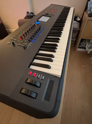 tastiera yamaha montage 8 / arranger / organo - Foto 3