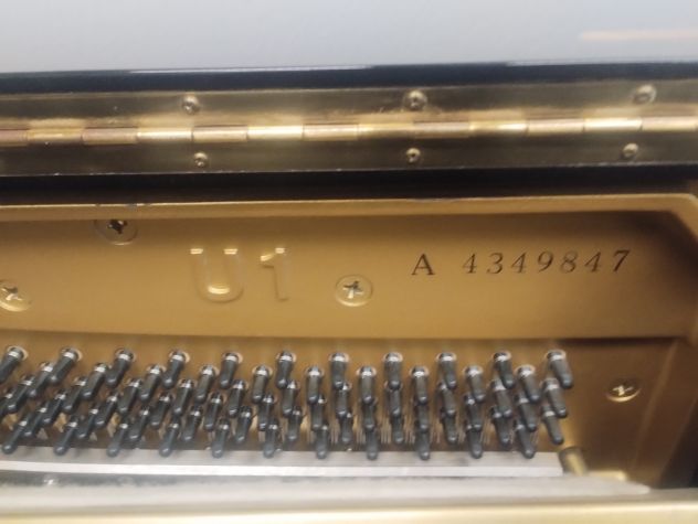 Pianoforte Yamaha U1 A con trasporto e panca inclusi - Foto 3