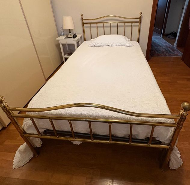 Letto vintage stile ottone
