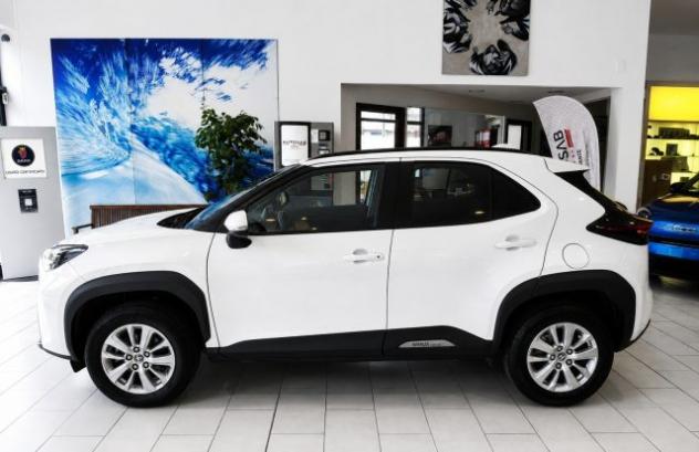TOYOTA Yaris Cross 1.5 Full Hybrid E-CVT Telecamera Clima Aut. rif. 23983007 - Foto 6