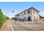Villa di 500 m² con più di 5 locali in vendita a Besate