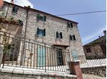 Nel comune di Semproniano, a pochi km da Saturnia e relative terme, Vendiam &hellip;