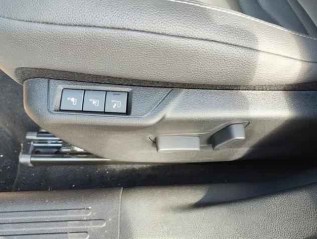 JEEP Avenger 1.2 turbo e-hybrid mhev Summit fwd 110cv edct6 rif. 24088552 - Foto 9