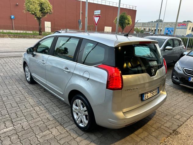 Peugeot 5008 1.6 HDi 112CV Premium - Foto 2