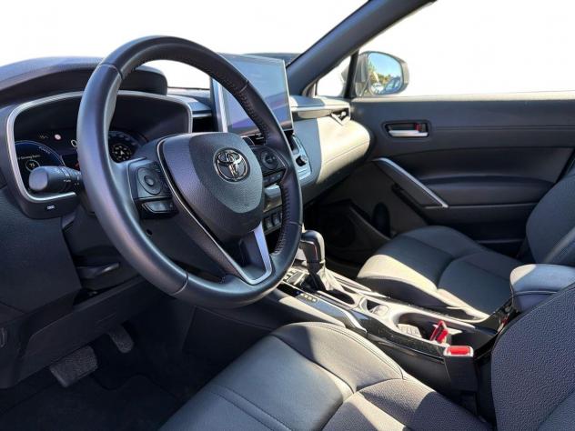 Toyota Corolla Cross 2.0H (197 CV) E-CVT Lounge Light 4WD - Foto 7