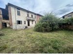 Casa indipendente con giardino