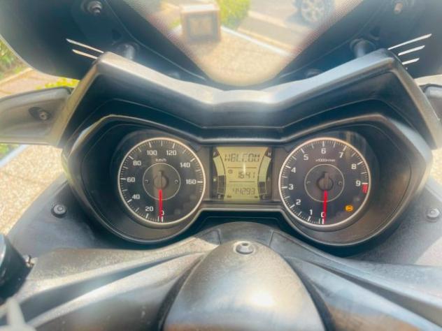 YAMAHA X-MAX 300 TUTTO INCLUSO ANCHE PASSAGGIO! MINI RATE rif. 23995573 - Foto 7