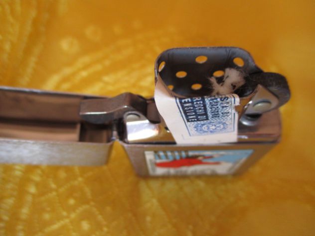 ZIPPO AMERICA I VII    NUOVO mai usato - Foto 3