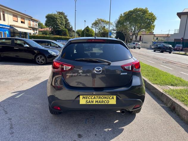 Mazda 2 1.5 Evolve 90cv - Foto 5