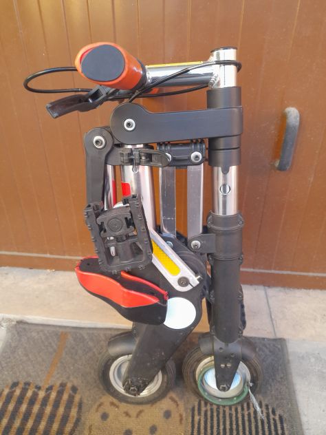 A-BYKE BICICLETTA PIEGHEVOLE NUOVISSIMA PERFETTA E MAI UTILIZZATA, per PENDOLARI - Foto 8