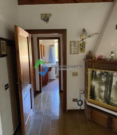 CASTELLINA IN CHIANTI – APPARTAMENTO CON SPAZIO ESTERNO PRIVATO E POSTI AUTO. - Foto 4