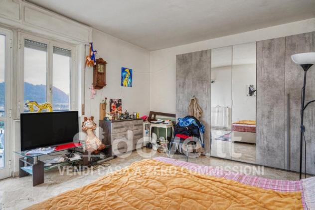 Appartamento di 110 m² con 3 locali e box auto in vendita a Como - Foto 2
