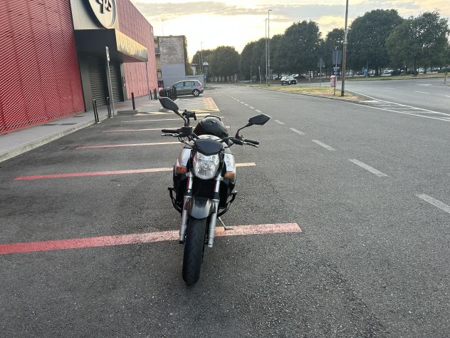 Suzuki GSR 600 - Foto 4