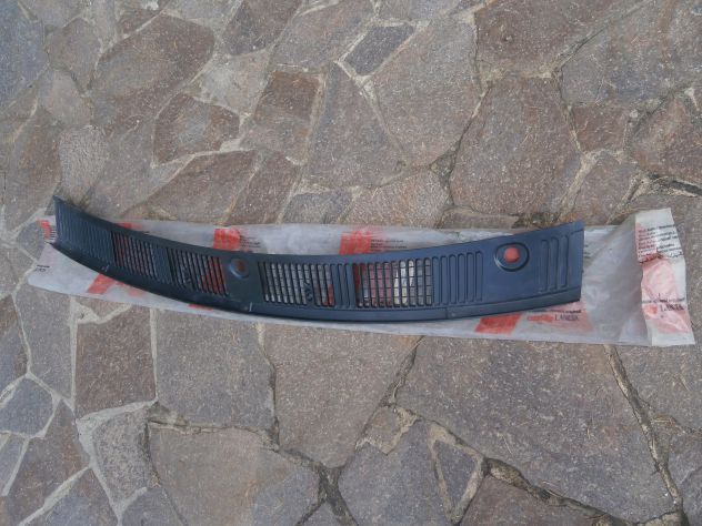 Griglia parabrezza Fiat ritmo abarth seconda serie Front grill Fiat ritmo Abarth - Foto 2