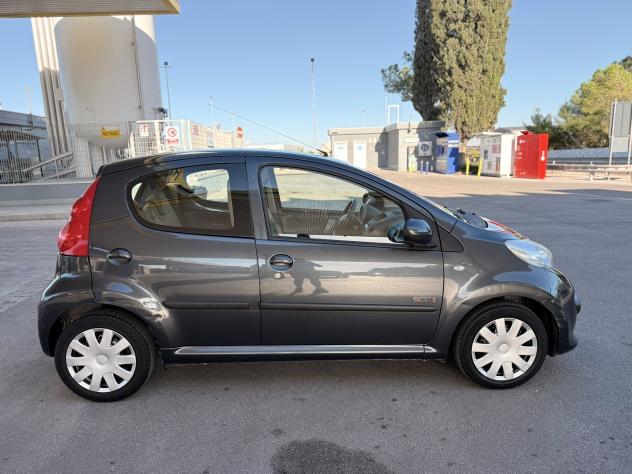 Peugeot 107 1.0 68CV 5p. Sweet Years - Foto 7