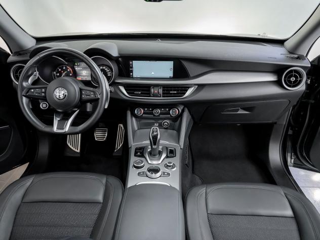 Alfa Romeo Stelvio 2.2 Turbodiesel 190 CV AT8 Q4 Sprint - Foto 8