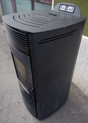 Stufa a Pellet Fair Z12 potenza 12 KW - Foto 2