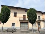 LOCALE COMMERCIALE FRONTE CHIESA